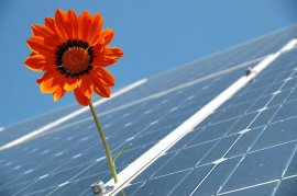 Aderisci ad una Comunità Energetica Rinnovabile? Scopri i vantaggi di assicurare il tuo impianto fotovoltaico con CAES!